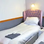 Pine Lodge Hotel