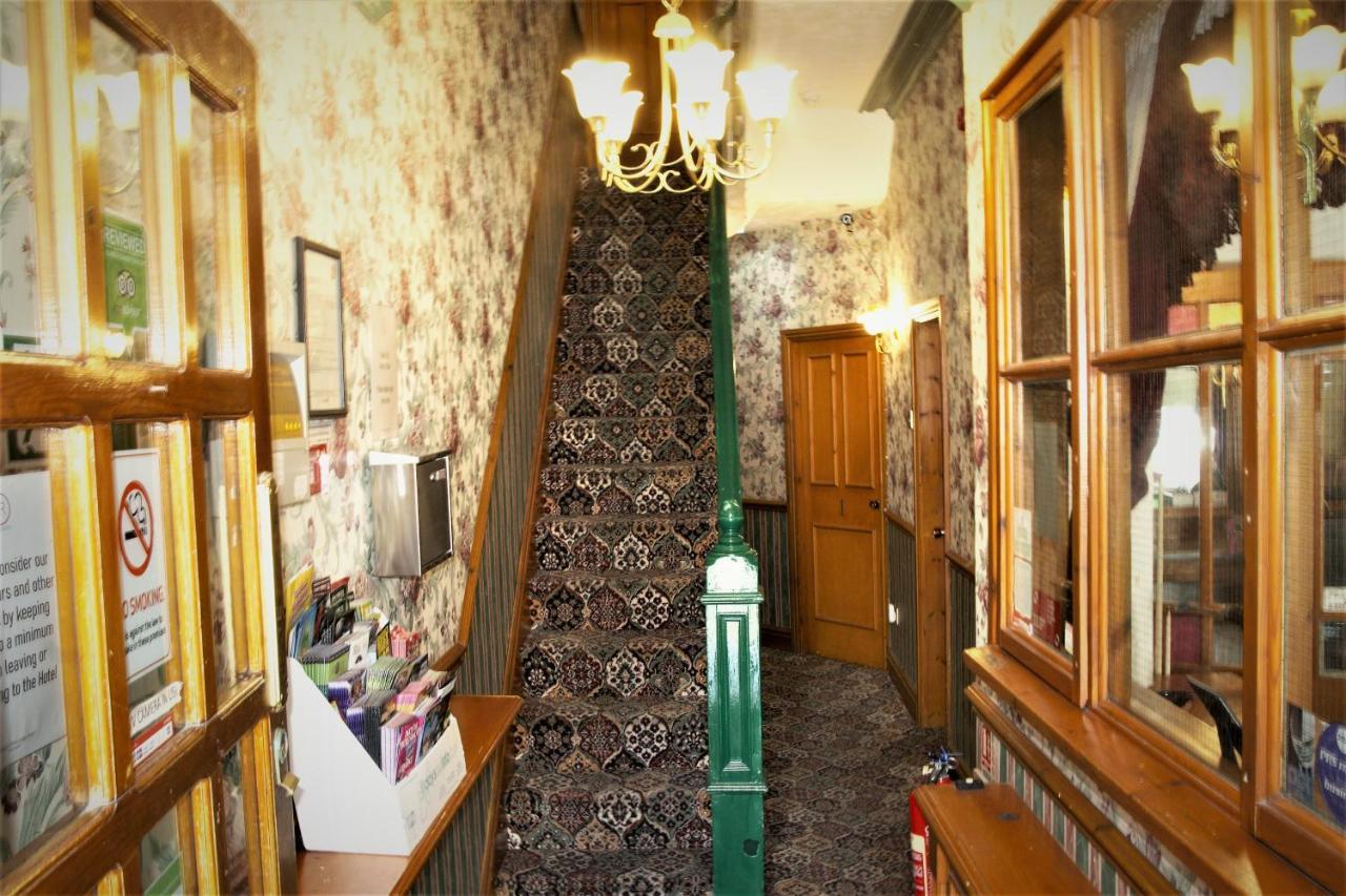 Pine Hotel 3*