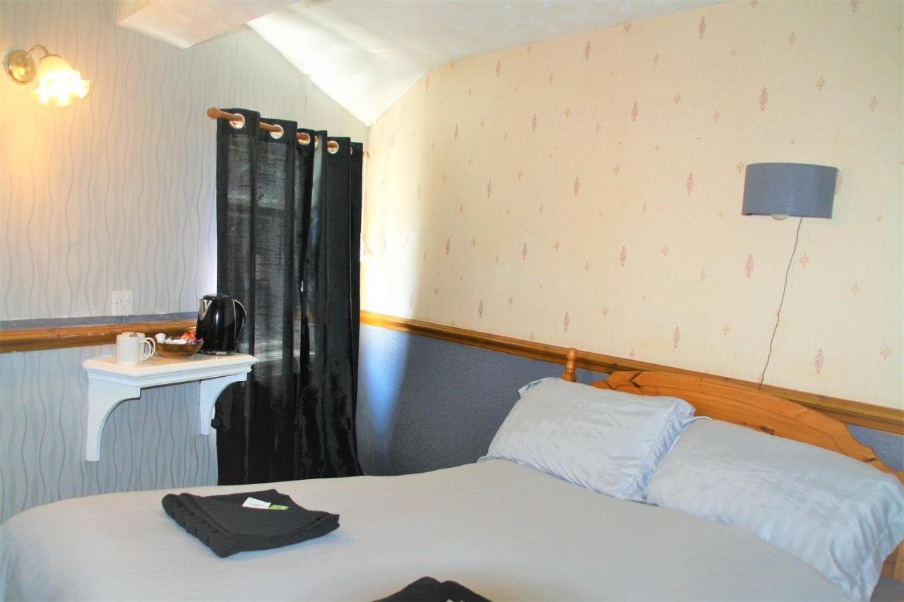 Pine Hotel